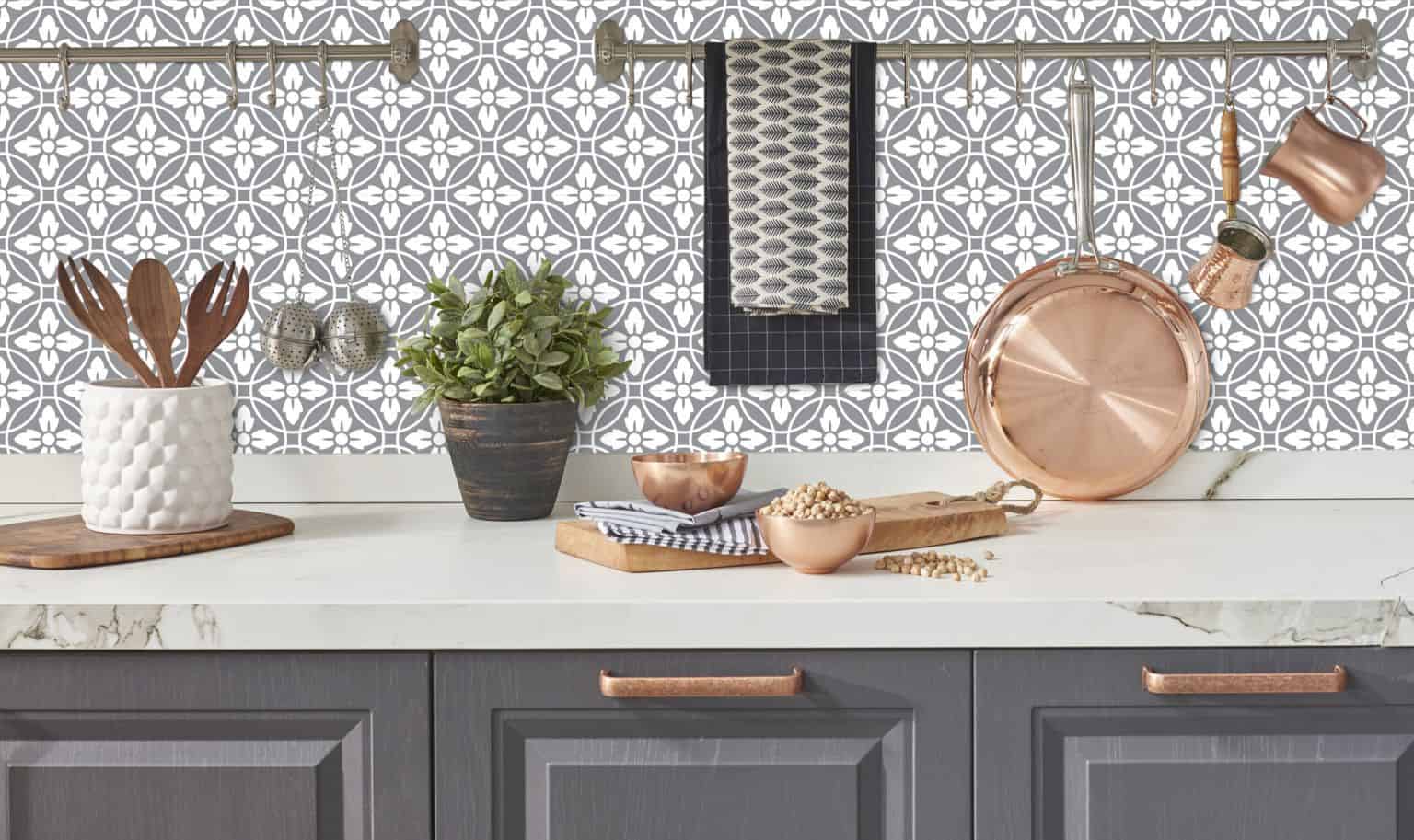 Wall Vintage Victorian